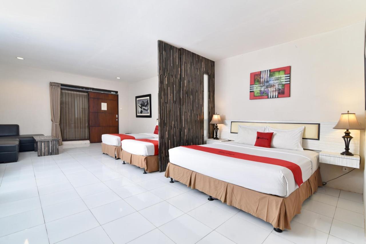 Reddoorz Plus @ Raya Legian Экстерьер фото